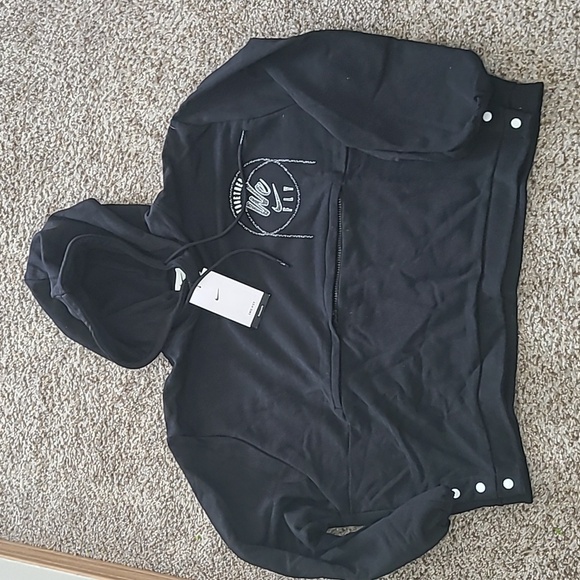 Nike Tops - Nike Together We Fly Dri-fit Cropped Sweatshirt